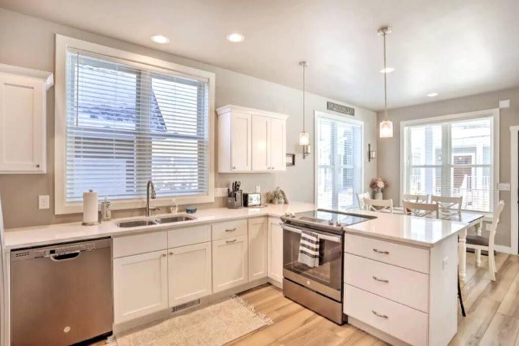 New! Cozy & Modern Spearfish Home Near Downtown! Eksteriør billede